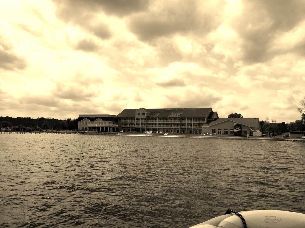 Lakeside Resort & Conference Center Houghton Lake Exterior foto